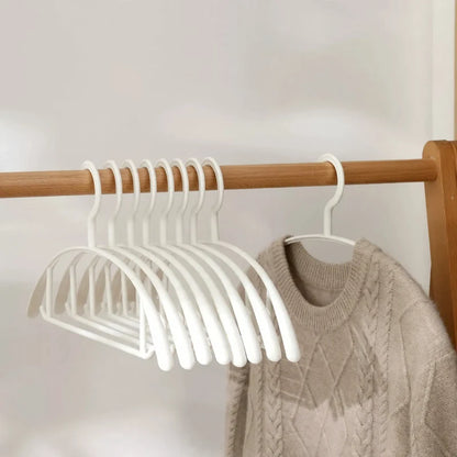 Clothes Hangers Non-Slip Lightweight Plastic Shoulder-Friendly Shape