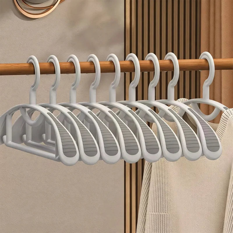 Clothes Hangers Non-Slip Lightweight Plastic Shoulder-Friendly Shape