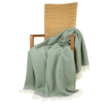 Organic Lambswool Blanket with Knitted Texture and Fringes