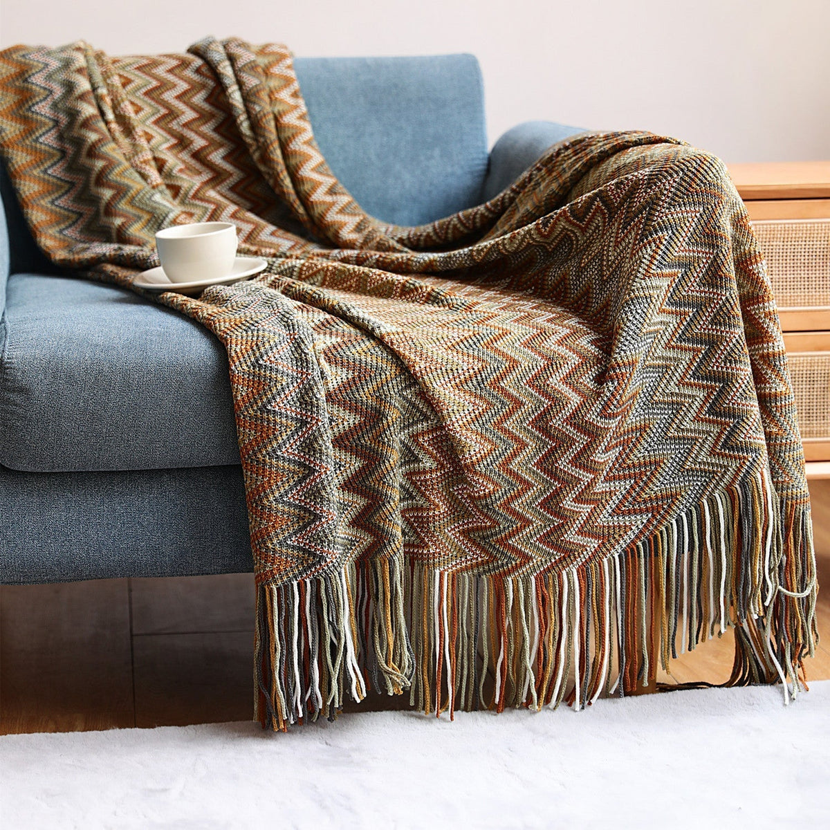 Throw Blanket Hand-Knitted Chevron Pattern With Fringed Edges